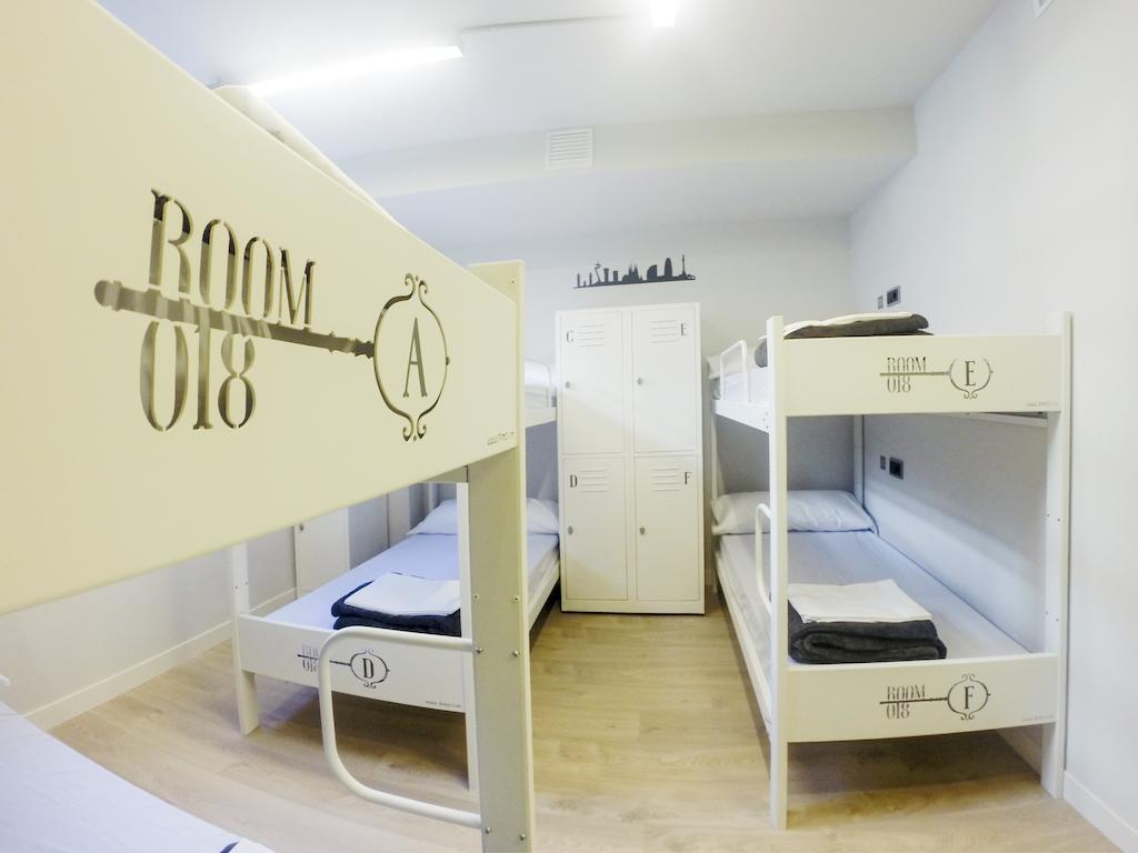 Room018Bcn — Photos 2